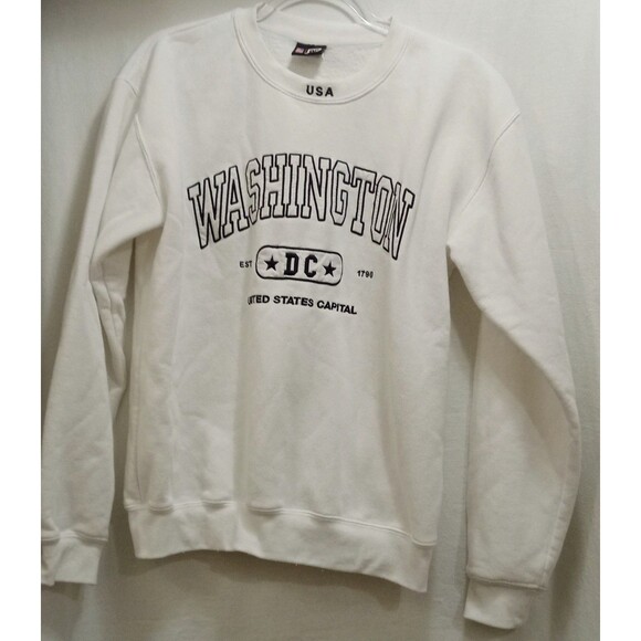 Washington DC Women’s Medium Sweatshirt Embroidered USA Capital Tourist Crewneck - Picture 1 of 5